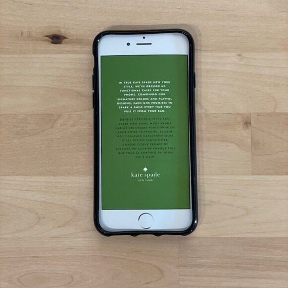 Kate Spade // Protective Case // iPhone 7 & iPhone 6/6s - Picture 2 of 2